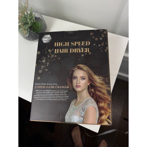 New Hair Dryer MRSP $159.00 - Picture 5 of 6